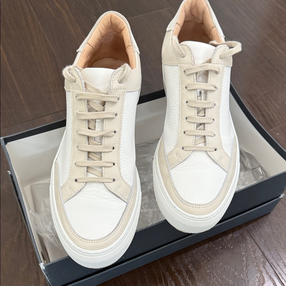 Suitsupply White and Beige Low-Top Leather Sneakers - Picture 4 of 11